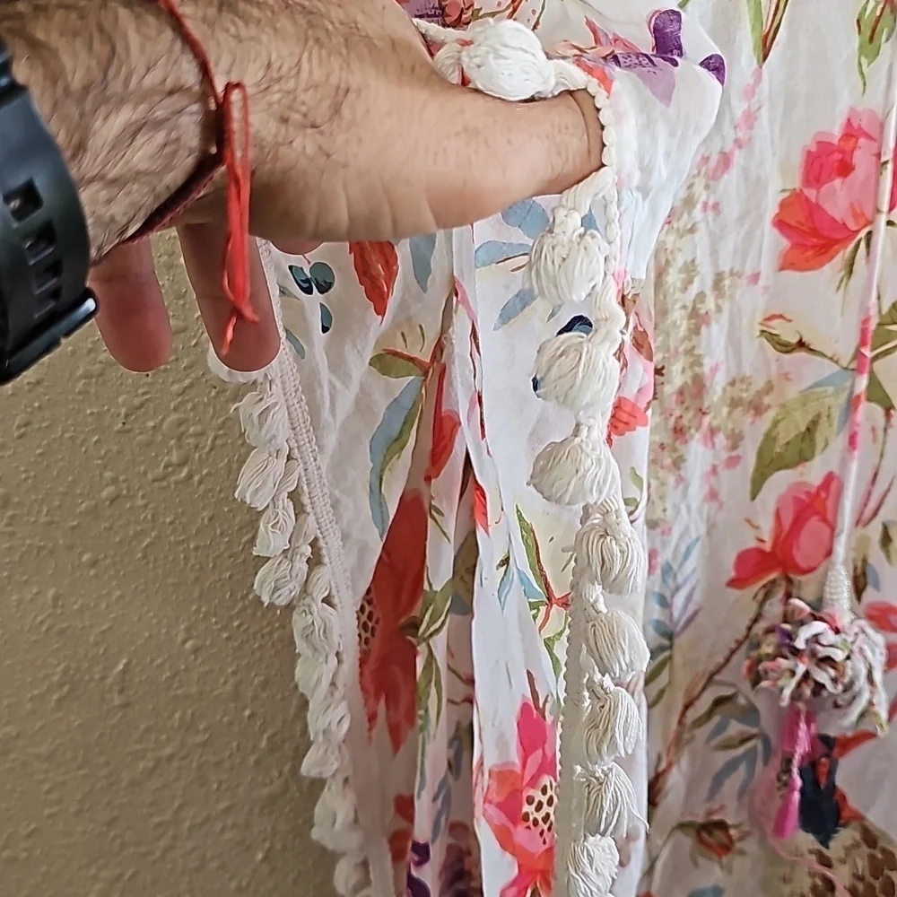 Z & L Beachy Tropical Floral Bird Tassel Fringe Kimono. - Picture 6 of 7